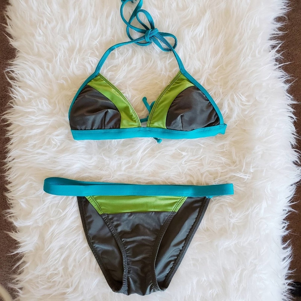 W Swim Active Swimsuit Bikini Size XS Size Small